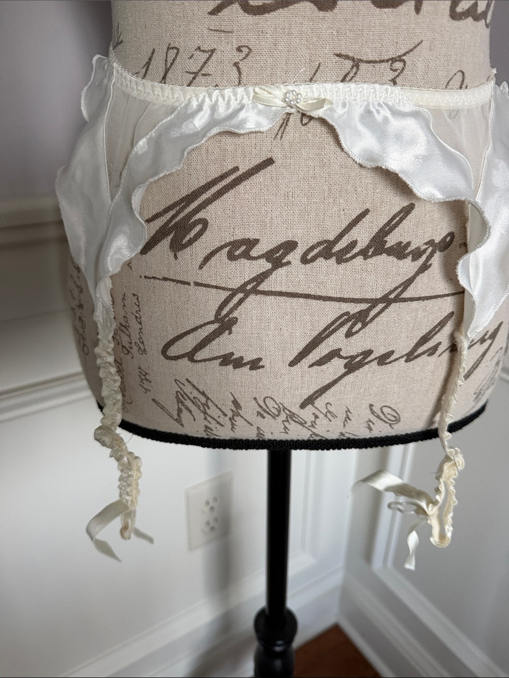 Victoria's Secret Ivory Satin Garter Belt
